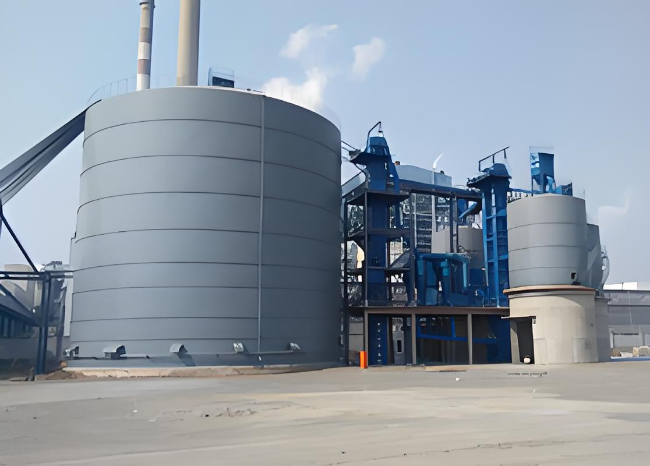 东兴1万吨钢板仓